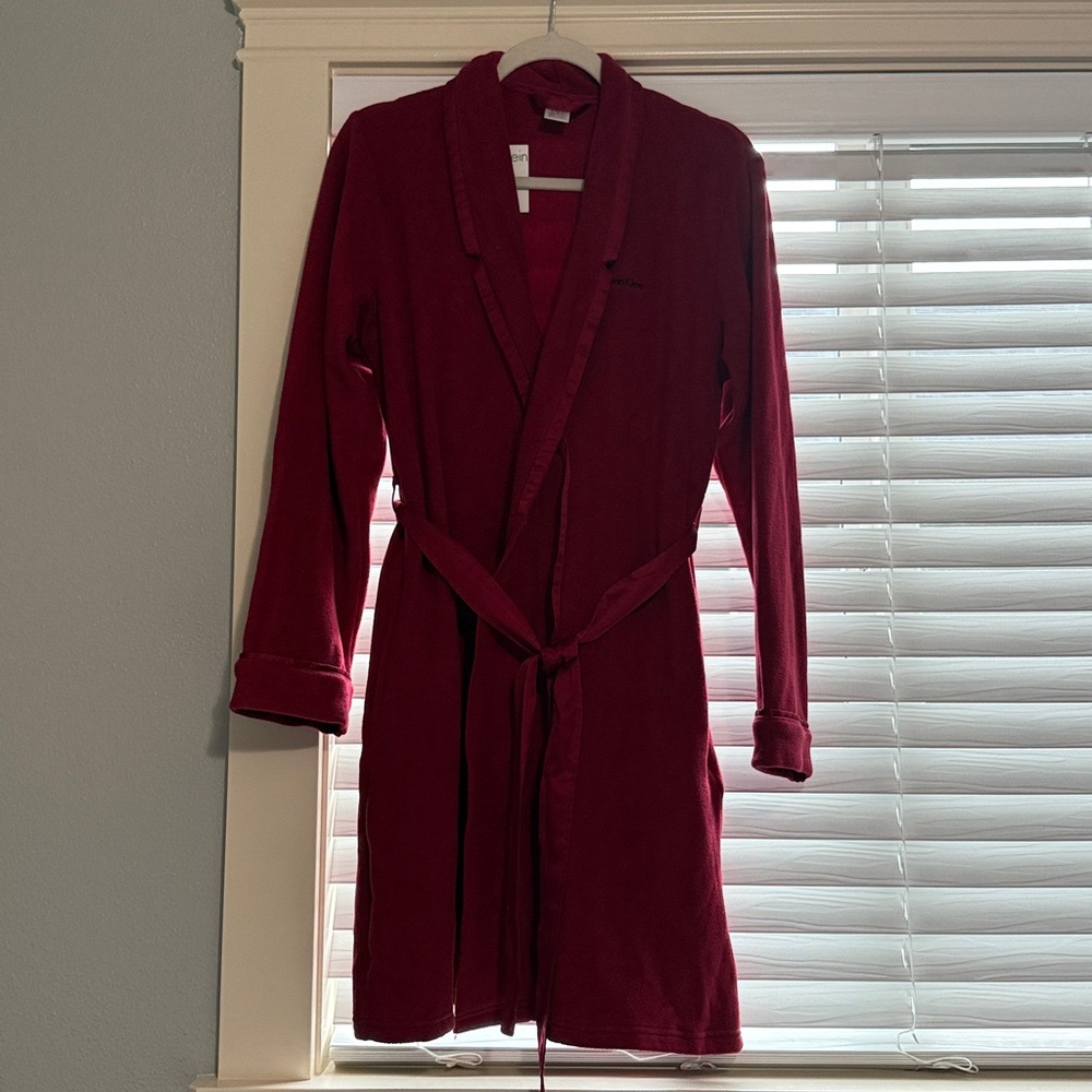 Calvin Klein sleepwear robe size M fleece burgundy red new